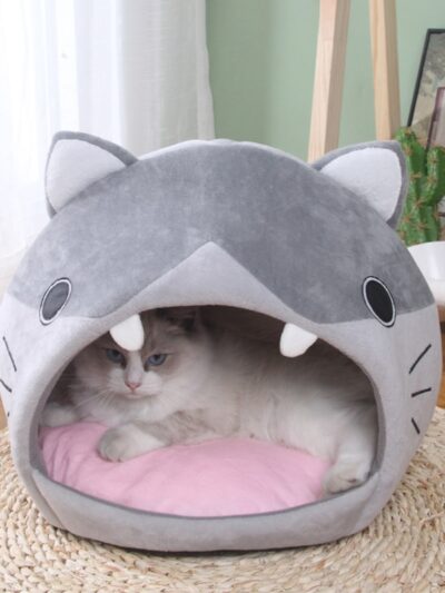 Warm Comfort Cat Bed